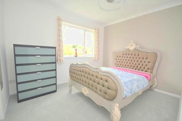 5 Bedroom Detached House To Rent In Noak Hill Road, Romford RM3