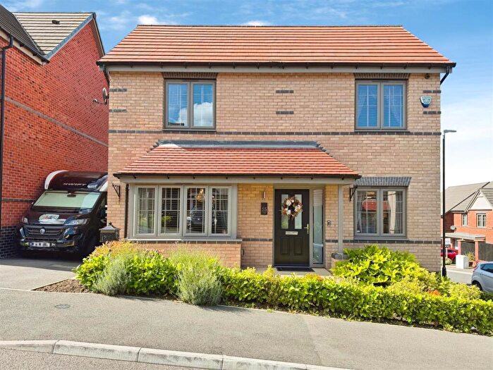 4 Bedroom Detached House For Sale In Cranleigh Road, Woodthorpe, Mastin Moor, Chesterfield, S43