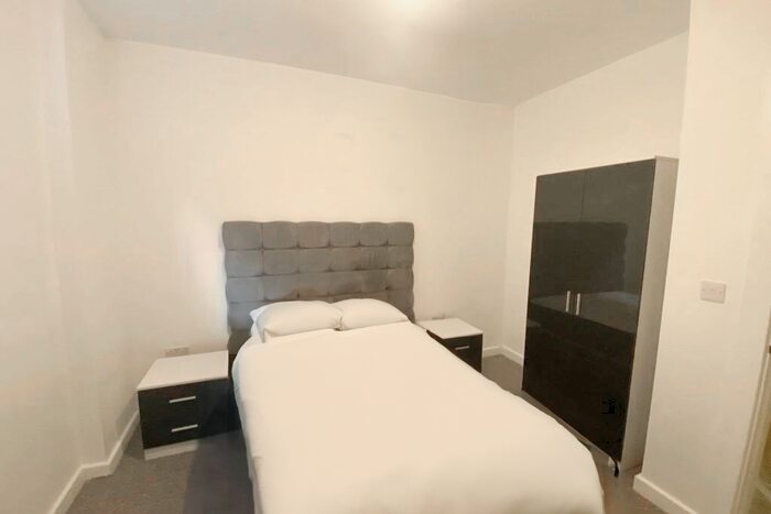 Studio To Rent In Albert Terrace Road, Sheffield, S6