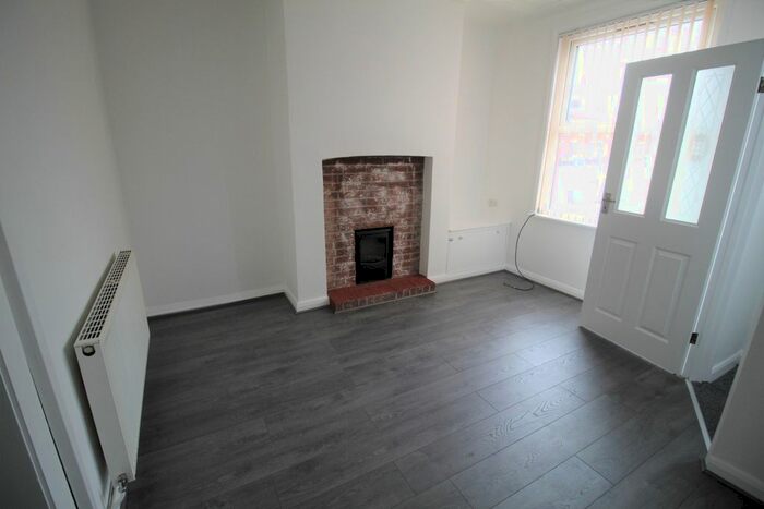 2 Bedroom Terraced House To Rent In Kara Street, Salford, M6