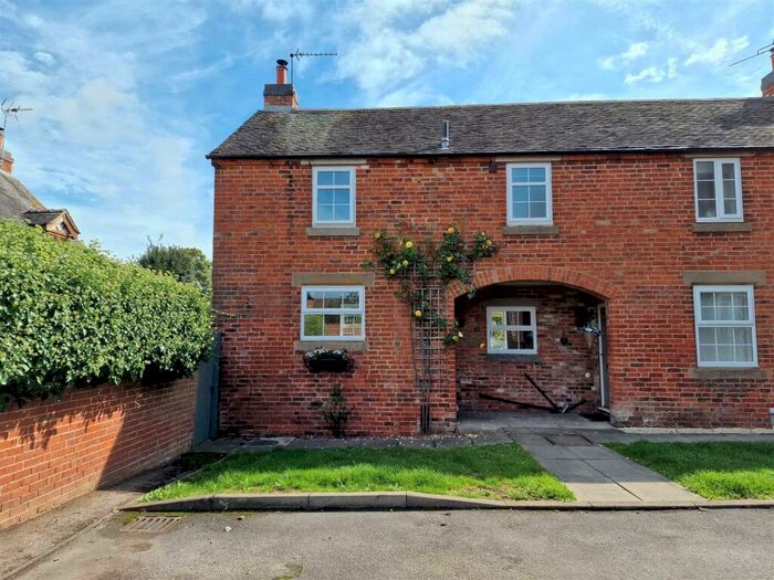 2 Bedroom Barn Conversion To Rent In The Etchells, Church Broughton, DE65