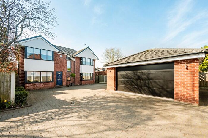 4 Bedroom Detached House For Sale In Beech Road, Aughton, L39