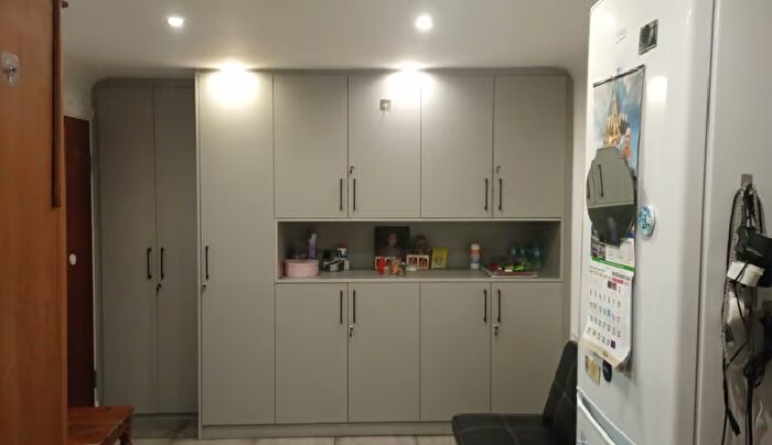 Studio To Rent In Eastern Avenue, Ilford, IG2