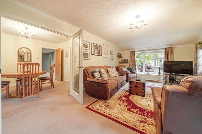 2 Bedroom Bungalow For Sale In Bittaford, Ivybridge, Devon, PL21