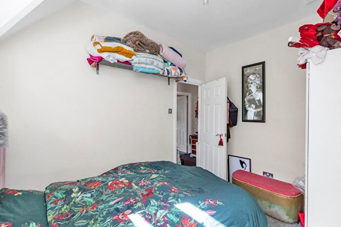 1 Bedroom Flat For Sale In Compton Street, Eastbourne, BN21