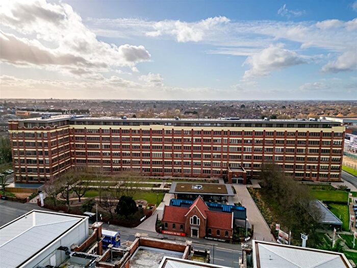 2 Bedroom Flat For Sale In The Cocoa Works, Haxby Road, York, YO31