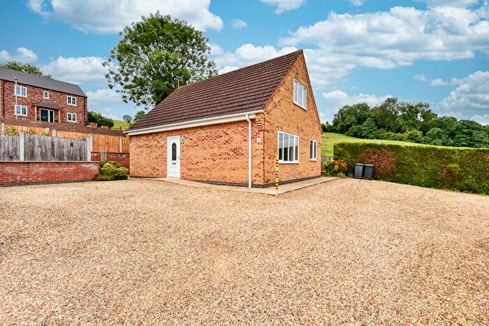 3 Bedroom Detached Bungalow To Rent In Orchard Close, Burton Joyce, Nottingham, NG14