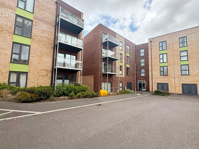 1 Bedroom Flat To Rent In Flatts Close, BS34