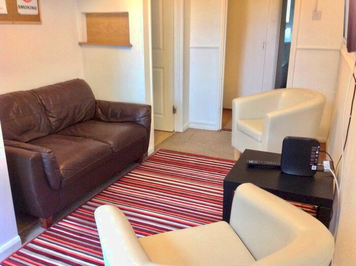 4 Bedroom Apartment To Rent In Greetham Street, Southsea, PO5