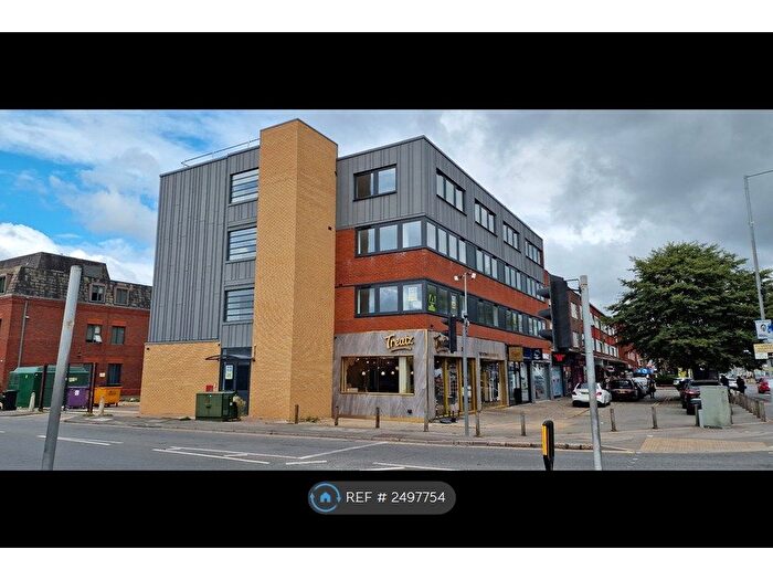 1 Bedroom Flat To Rent In Montrose House, Slough, SL1