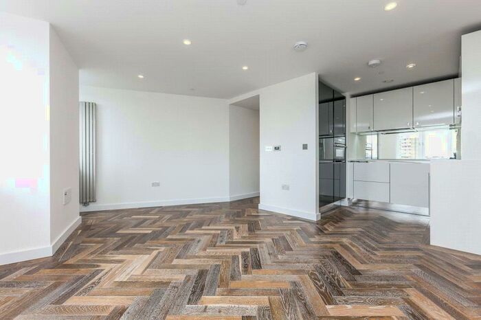 1 Bedroom Apartment To Rent In City Road, London, EC1V