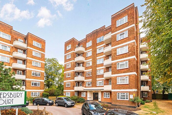 2 Bedroom Flat To Rent In Bollo Lane, Acton, W3