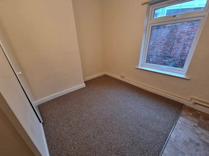 1 Bedroom Studio To Rent In Rock Street, Wellingborough, Northamptonshire. NN8