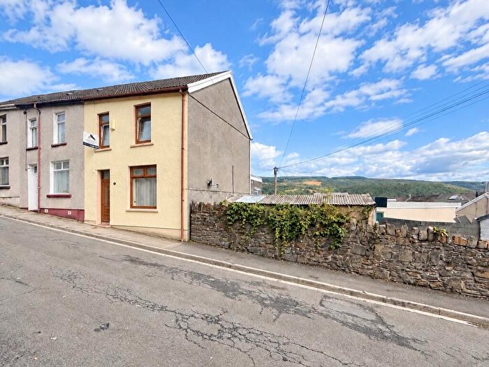 3 Bedroom End Of Terrace House For Sale In Pleasant View Street, Godreaman, Aberdare, Rhondda Cynon Taf, CF44