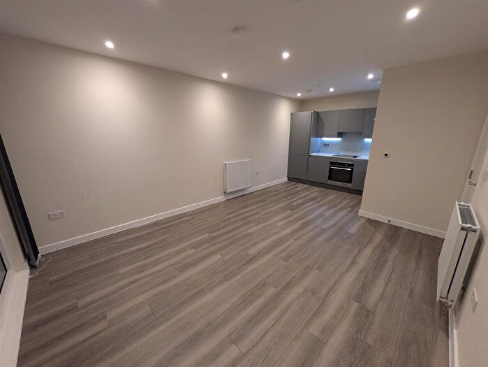 1 Bedroom Flat To Rent In Frank Searle Passage, London, E17