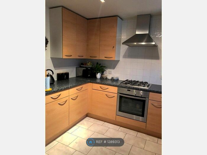 3 Bedroom End Of Terrace House To Rent In Crestwood View, Eastleigh SO50