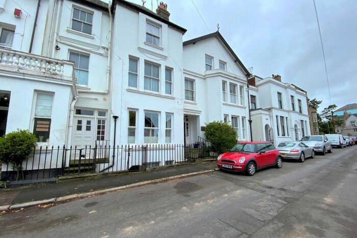 2 Bedroom Apartment For Sale In Walmer Castle Road, Deal, CT14