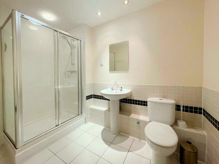 2 Bedroom Apartment To Rent In Churchill Way, Cardiff, CF10