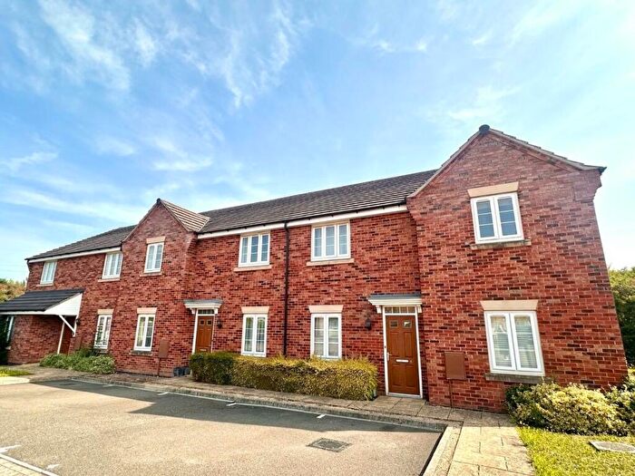 2 Bedroom Maisonette To Rent In Minster Court, Shelton Lock, Derby, DE24