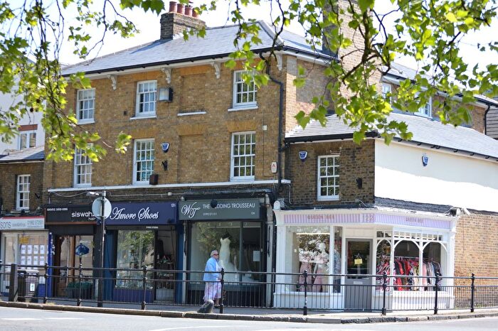 2 Bedroom Flat To Rent In A Station Road, Epping, Essex, CM16