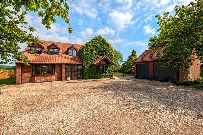 4 Bedroom Detached House For Sale In Walcot Fen, Billinghay, Lincoln, LN4