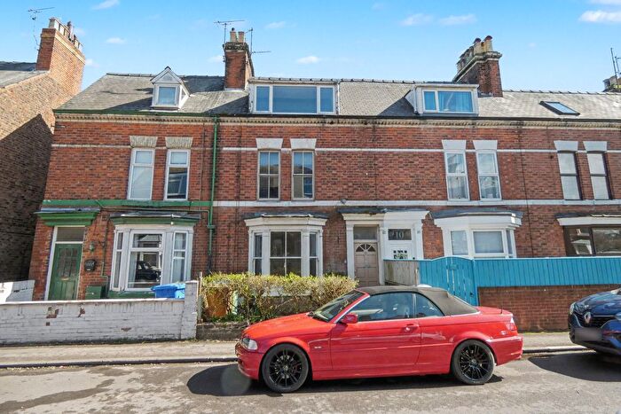 4 Bedroom Terraced House For Sale In Cambridge Street, Bridlington, YO16