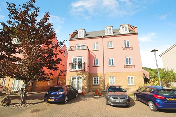 3 Bedroom Penthouse To Rent In Sally Hill, Portishead, Bristol, Somerset, BS20