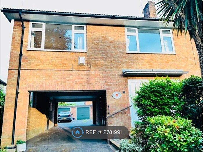 2 Bedroom Flat To Rent In Victoria Road, Colchester, CO3