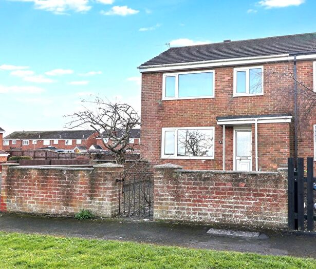 3 Bedroom End Terrace House For Sale In Moorland Close, Sunnybrow, Crook, DL15