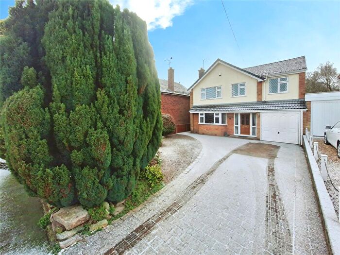 4 Bedroom Link Detached House For Sale In Park Avenue, Markfield, Leicestershire, LE67