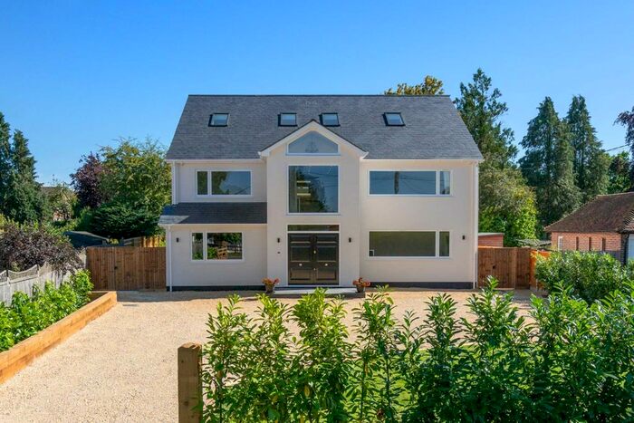 6 Bedroom Detached House To Rent In New Road, Aston Clinton, HP22