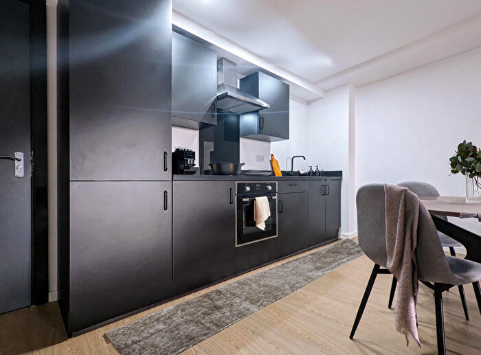 2 Bedroom Apartment To Rent In Rufus Court, Foundry Lane, LS14