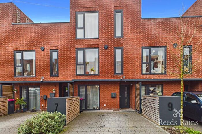 3 Bedroom Terraced House To Rent In Harmsworth Street, Salford, Greater Manchester, M6