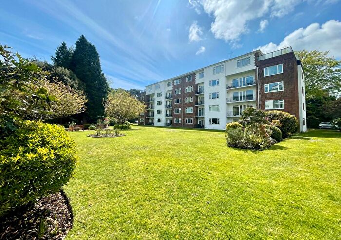 3 Bedroom Apartment To Rent In Avenue Court, Branksome Park, BH13