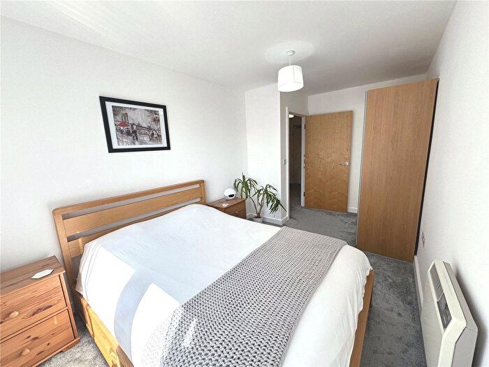 1 Bedroom Flat To Rent In Ebbett Court, Victoria Road, London, W3