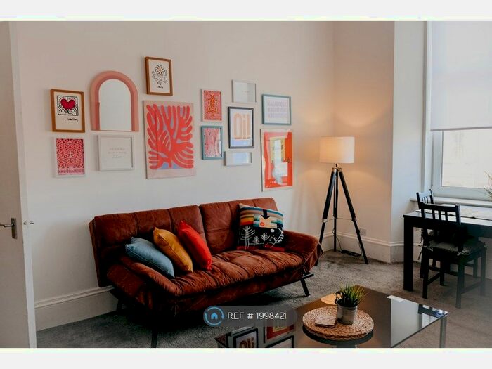 1 Bedroom Flat To Rent In Eglinton Street, Glasgow, G5