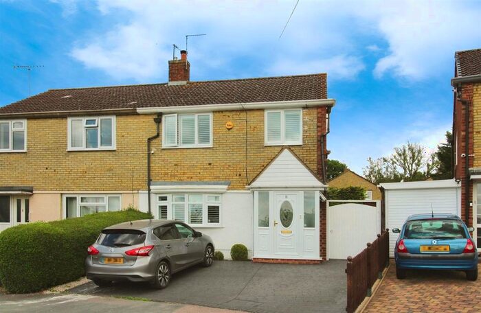 3 Bedroom Property To Rent In Lime Walk, Hemel Hempstead, HP3