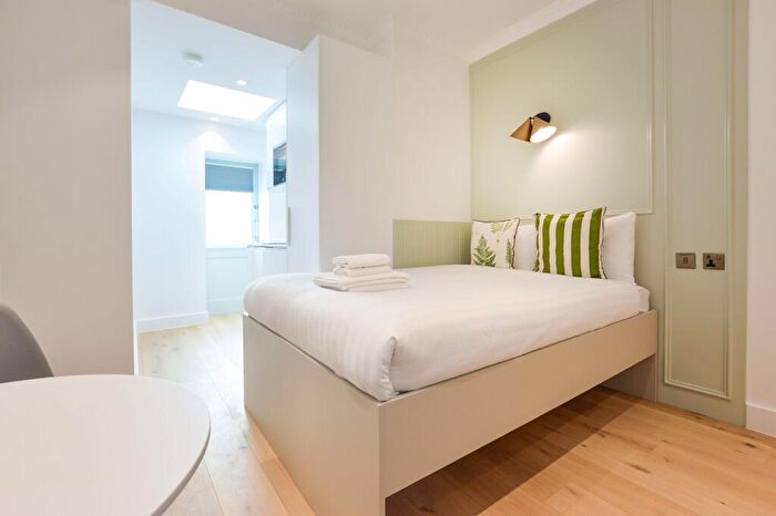 Studio To Rent In Room, Leather Lane, London, EC1N