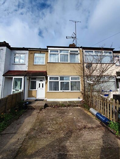 3 Bedroom Terraced House For Sale In Scotland Green Road, Enfield, Greater London, EN3