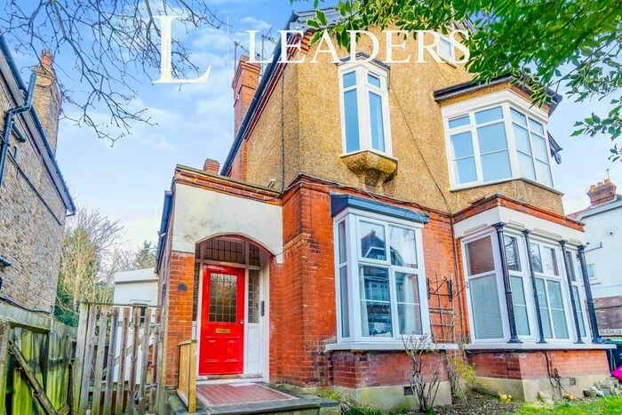 1 Bedroom Detached House To Rent In Campden Road, South Croydon, CR2