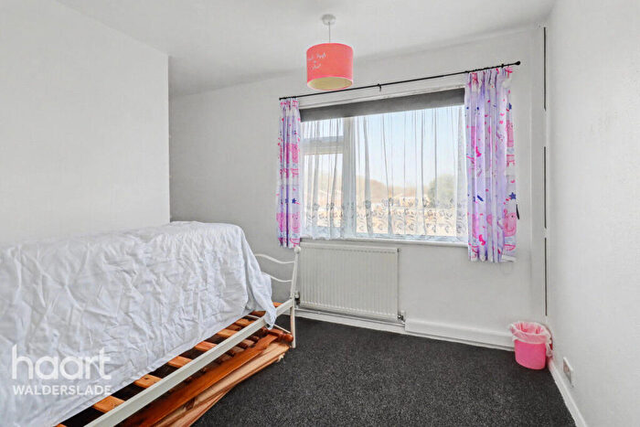 2 Bedroom Maisonette For Sale In Tadburn Green, Lordswood, ME5