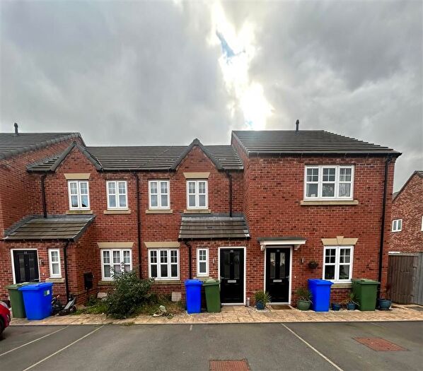 2 Bedroom Town House To Rent In Harper Hill Gardens, Harworth, Doncaster, DN11