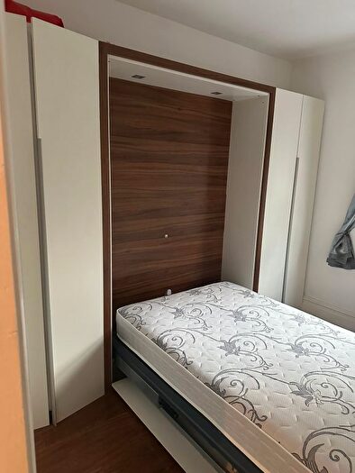 Studio To Rent In Birkbeck Road, Acton, W3