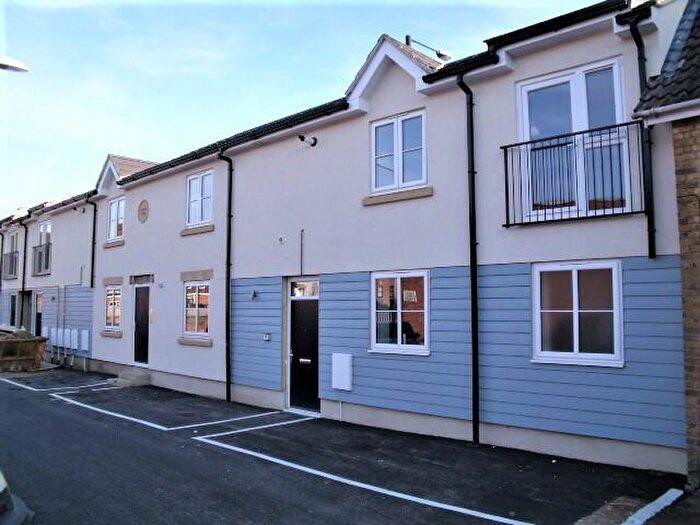 1 Bedroom Apartment To Rent In Crown Yard, Billericay, CM12