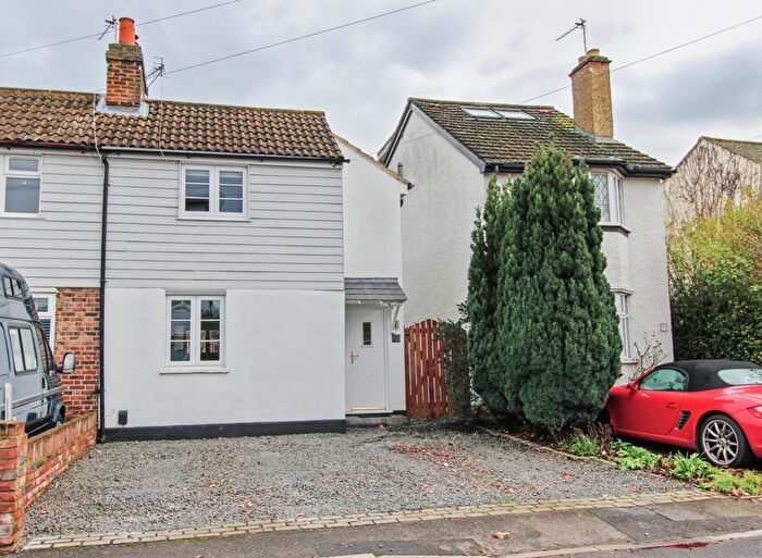 3 Bedroom Semi Detached House For Sale In Green Lane, Hersham Village, KT12