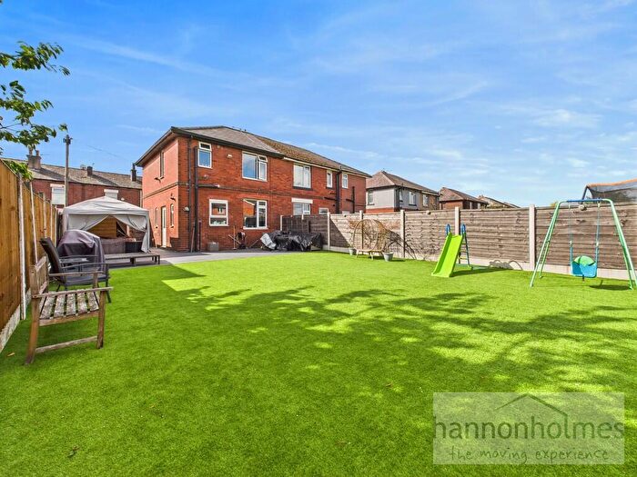 3 Bedroom Semi-Detached House For Sale In Marsh Road, Little Lever, Bolton, BL3