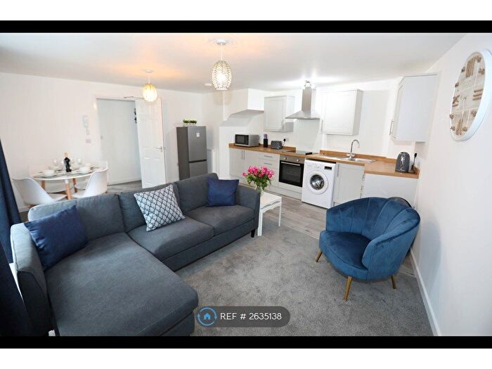 2 Bedroom Maisonette To Rent In Thomas Tucker Building, Exmouth, EX8