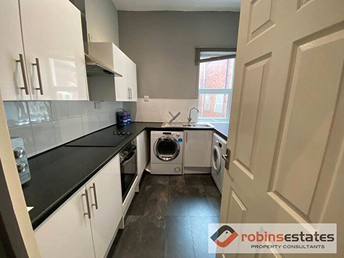 2 Bedroom Flat To Rent In Lincoln Street, Old Basford, Nottingham, NG6