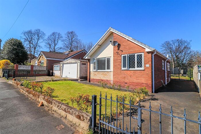 2 Bedroom Detached Bungalow For Sale In Junction Lane, Ossett, WF5