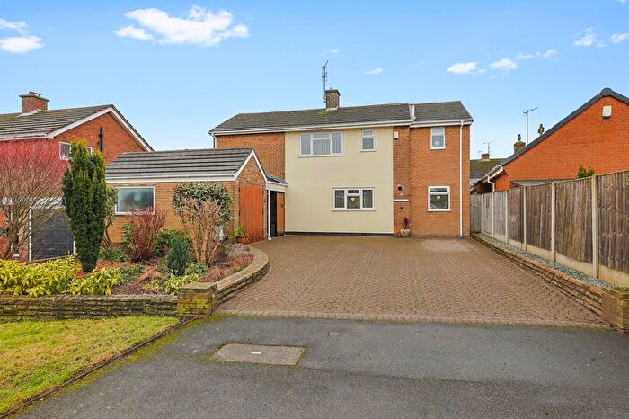 4 Bedroom Detached House For Sale In Newbold Back Lane, Brockwell, Chesterfield, S40